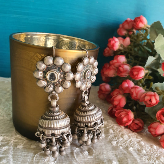 CHAND KA TUKDA. The stunning vintage jhumkas.